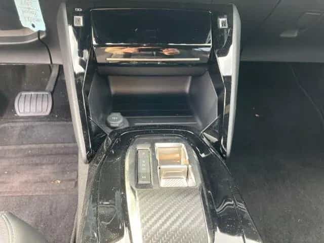 Peugeot 2008 Allure 130 +EPH+Navi+SHZ+Automatik 08/2023-photo-11