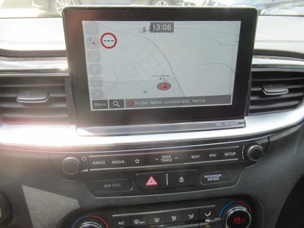 Kia pro cee'd / ProCeed ProCeed GT LINE-NAVI-KAMERA-LEDER-SHZ-LHZ-18"ALU 02/2019-photo-26
