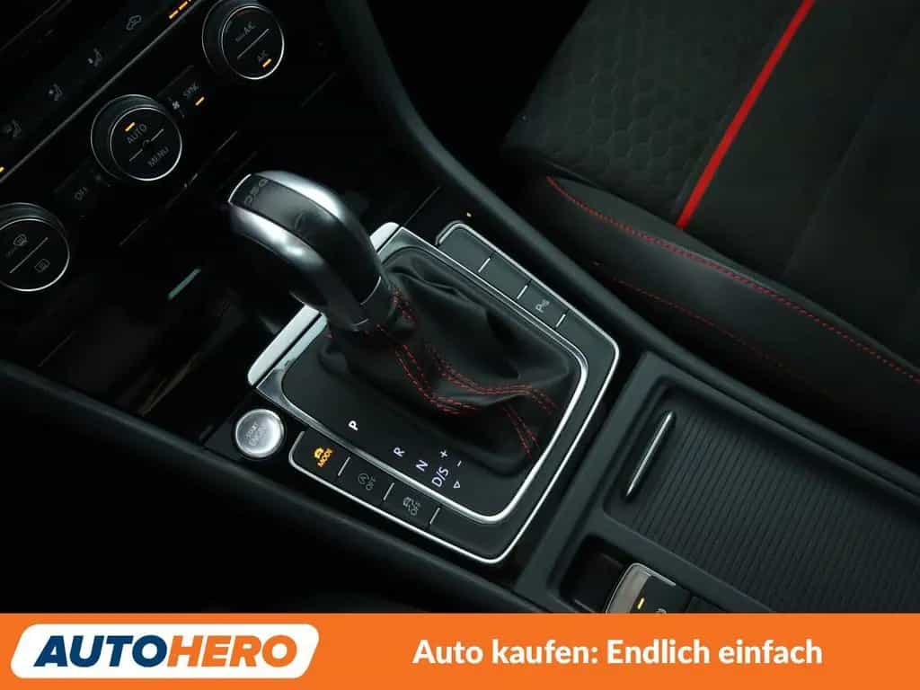 Volkswagen Golf VII 2.0 TSI GTI Performance BMT Aut.*NAVI* 10/2017-photo-24