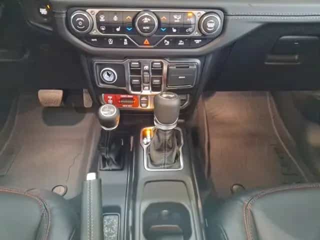 Jeep Wrangler ICE Rubicon 2.0l T-GDI 272PS 4x4 AT8 02/2026-photo-12