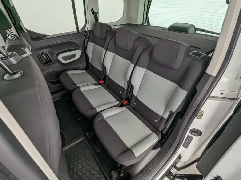 Citroën Berlingo 1.5 BlueHDi 130 FAP Feel M AHK+PDC+SHZ+ 11/2018-photo-15