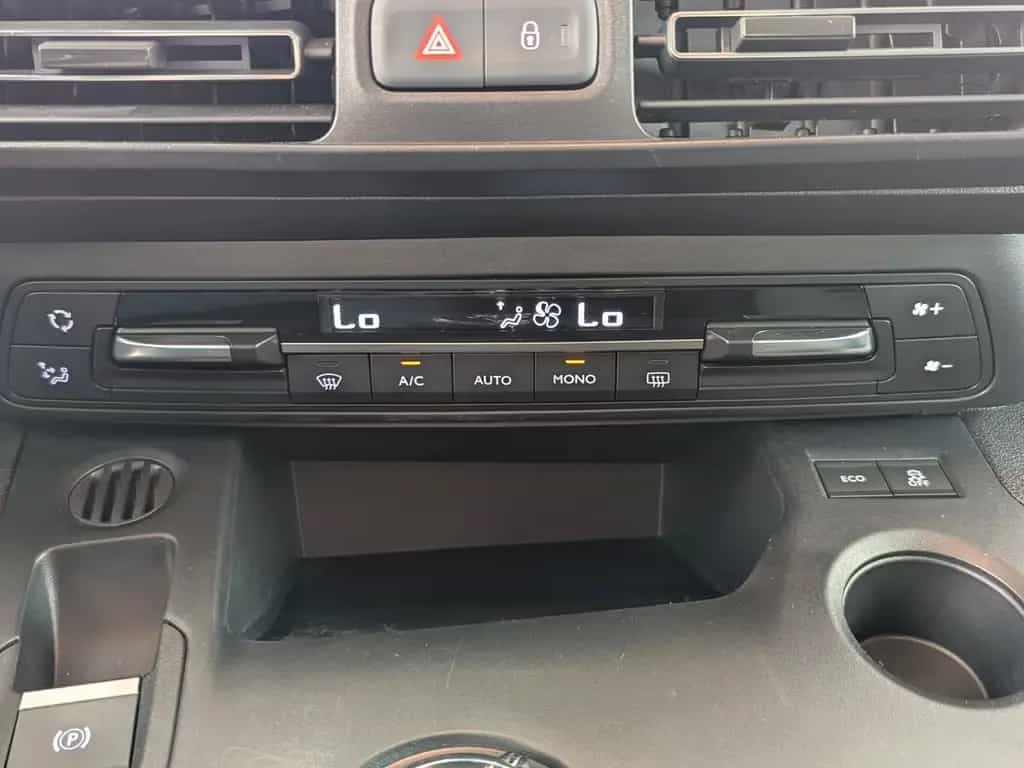 Citroën Berlingo 1.5 BlueHDi 130 FAP Feel M AHK+PDC+SHZ+ 11/2018-photo-20