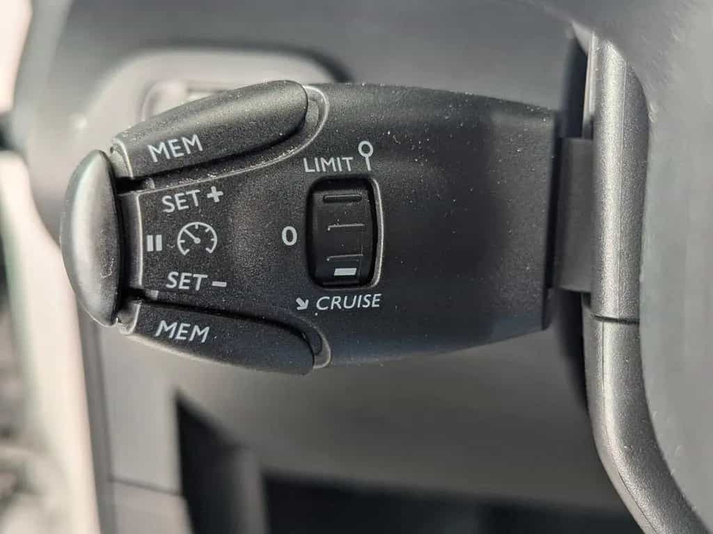 Citroën Berlingo 1.5 BlueHDi 130 FAP Feel M AHK+PDC+SHZ+ 11/2018-photo-24