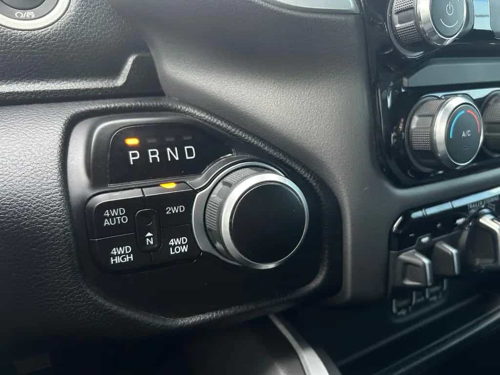 Dodge RAM 1500 5,7L V8 Hemi 4x4 AHK Navi Leder Kamera 02/2022-photo-21