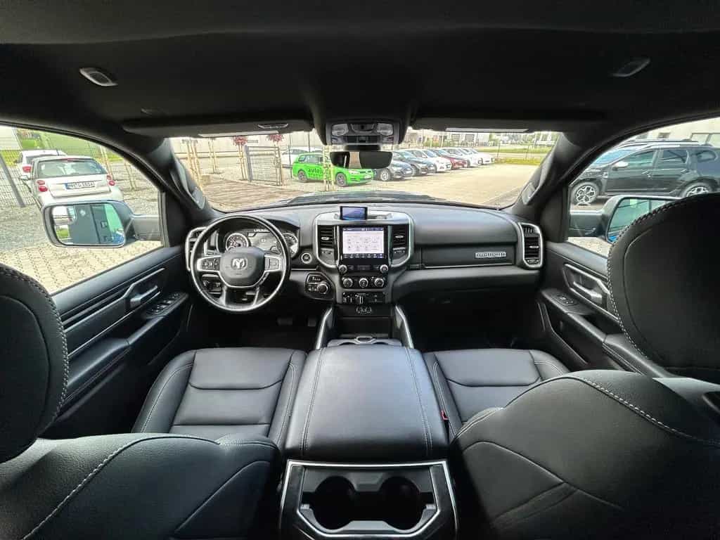 Dodge RAM 1500 5,7L V8 Hemi 4x4 AHK Navi Leder Kamera 02/2022-photo-29