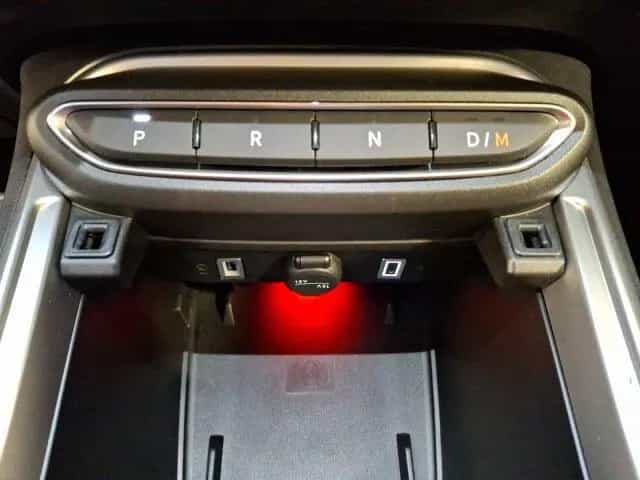 Jeep Avenger 1.2l Mild-Hybrid Summit 48V FWD 110PS 04/2026-photo-17