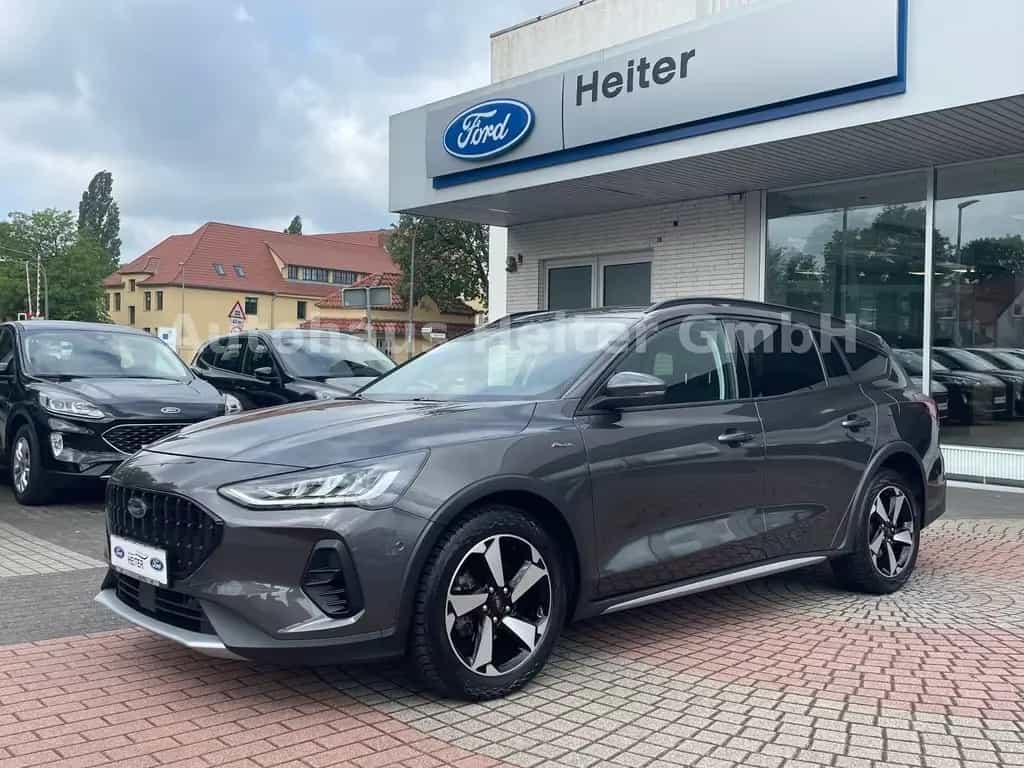 Ford Focus Automatik Active / Navi+Kamera+AGR+GJR 04/2022-photo-0