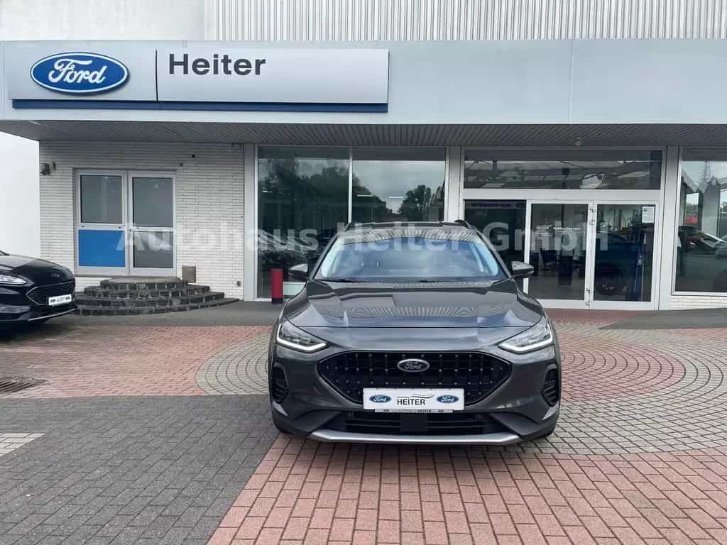 Ford Focus Automatik Active / Navi+Kamera+AGR+GJR 04/2022-photo-1