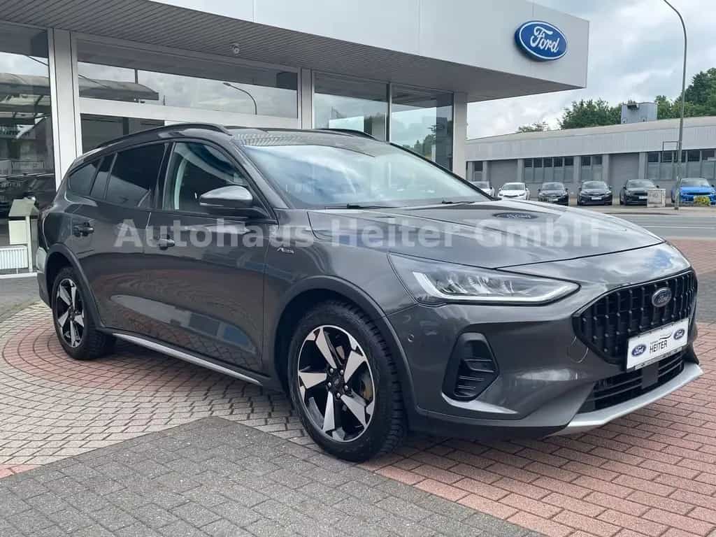 Ford Focus Automatik Active / Navi+Kamera+AGR+GJR 04/2022-photo-7