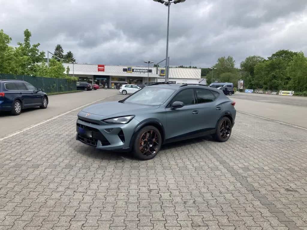 Cupra Formentor 2.0 TSI 245kW VZ EXTREME DSG 4Driv... 03/2025-photo-1