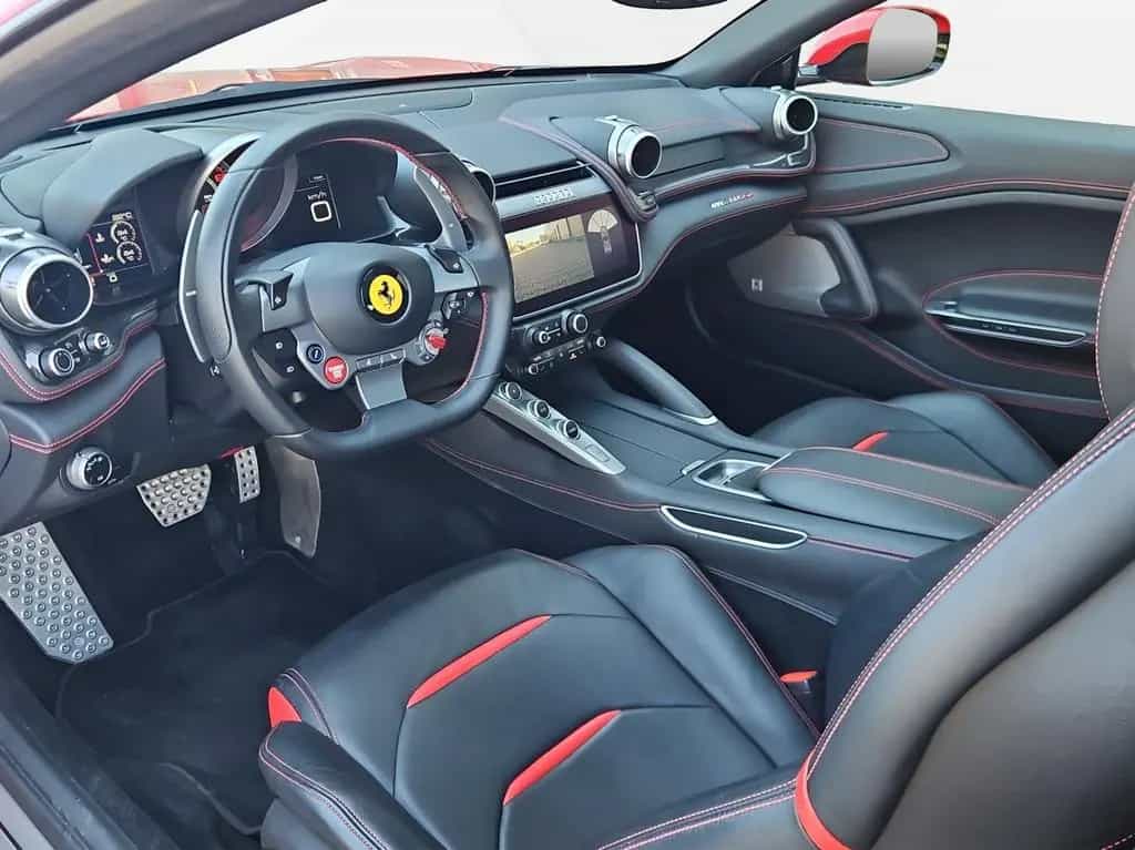 Ferrari GTC4Lusso V12 LIFT JBL CARPLAY PANOROOF 03/2018-photo-18