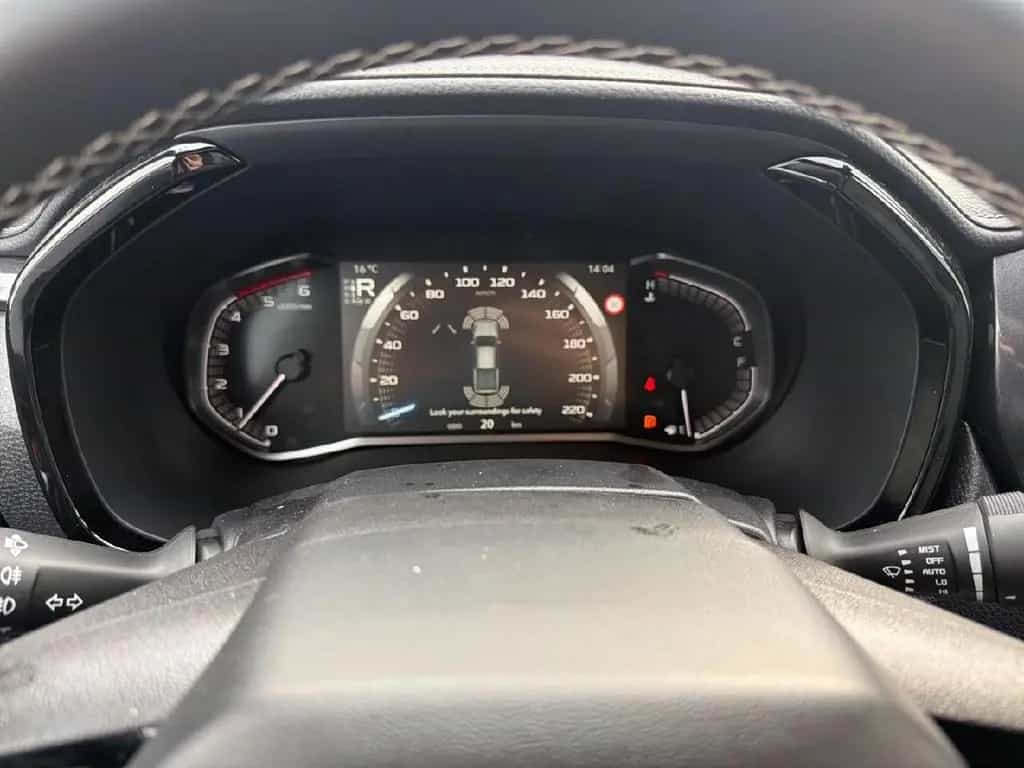 Isuzu D-Max Space Cab 4WD V-CROSS null-photo-18