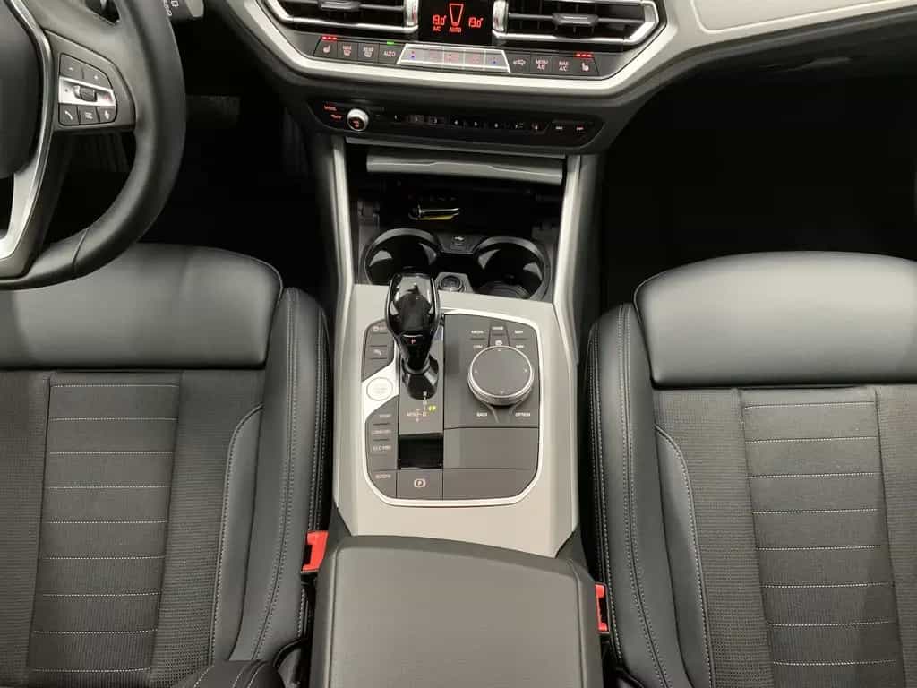 BMW 320 d xDrive NAV/SHZ/PDC/LED/KLIMA/dig.Cockpit 12/2020-photo-16