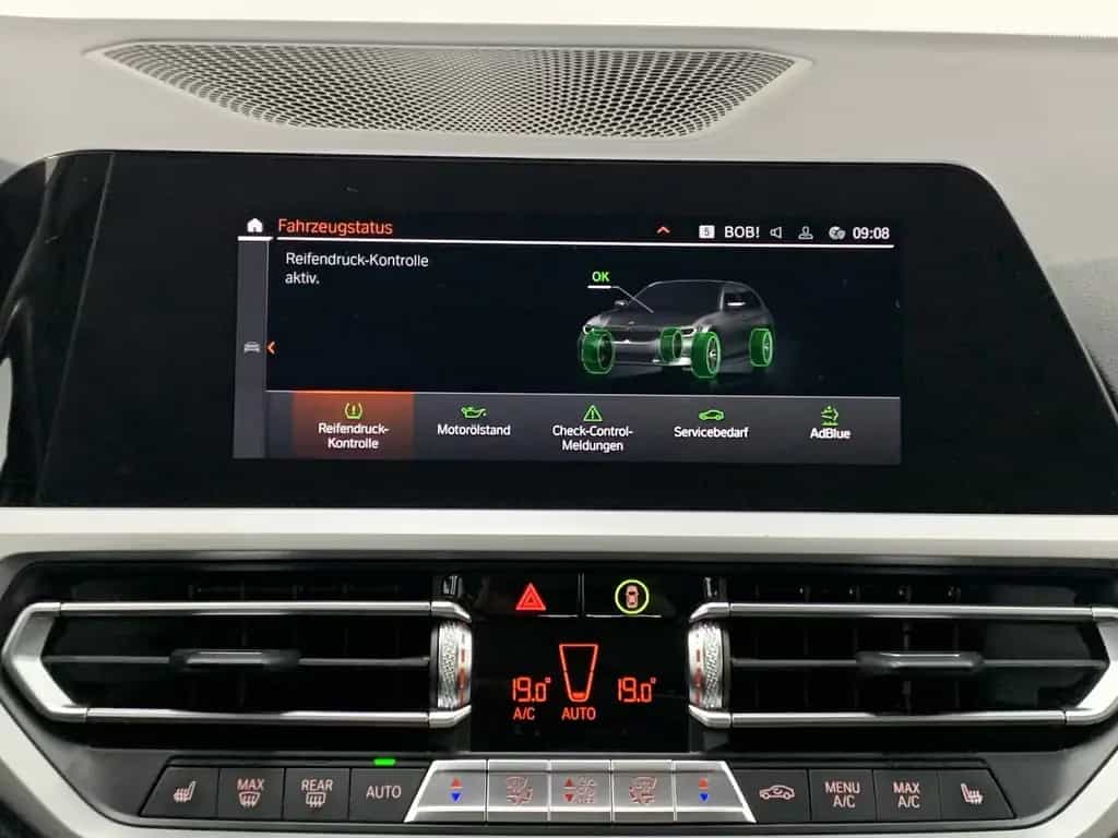 BMW 320 d xDrive NAV/SHZ/PDC/LED/KLIMA/dig.Cockpit 12/2020-photo-19
