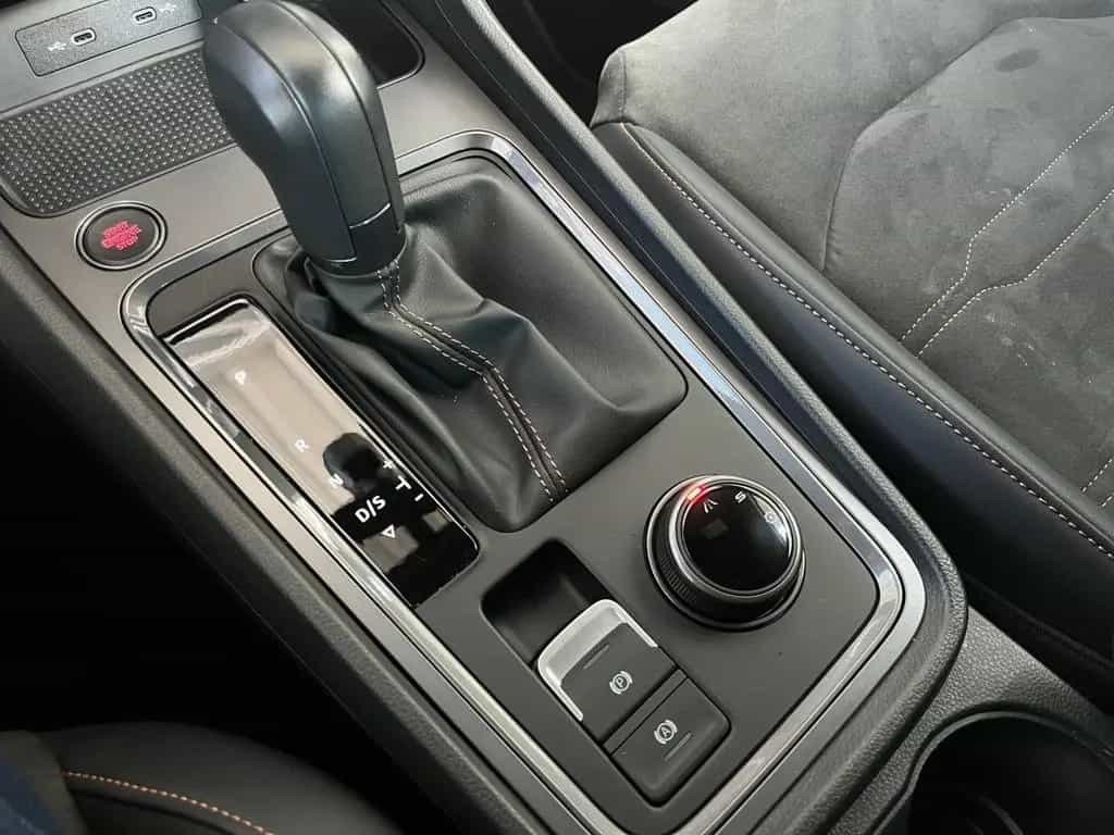 Cupra Ateca 1.5 TSI DSG Rückfahrkamera 01/2024-photo-8