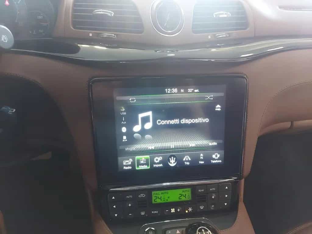Maserati Granturismo 4.7 V8 MC 02/2018-photo-14