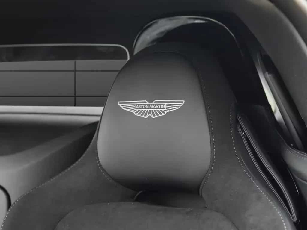 Aston Martin V8 Vantage Roadster null-photo-15