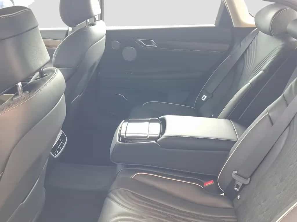 Genesis G80 Luxury 4WD Massage HuD Alcantara Himmel 04/2025-photo-5