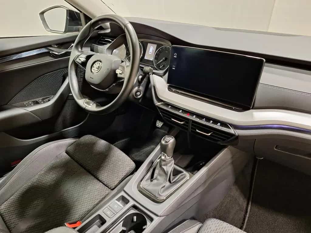 Skoda Octavia Combi 1.0 TSI Clever LED|SHZ|Alu 12/2021-photo-10