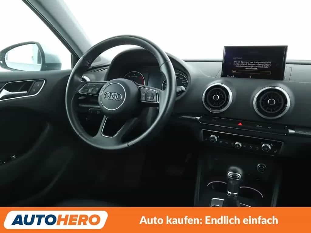 Audi A3 Sportback 1.6 TDI Design Aut.*NAVI*TEMPO*LED* 01/2019-photo-12