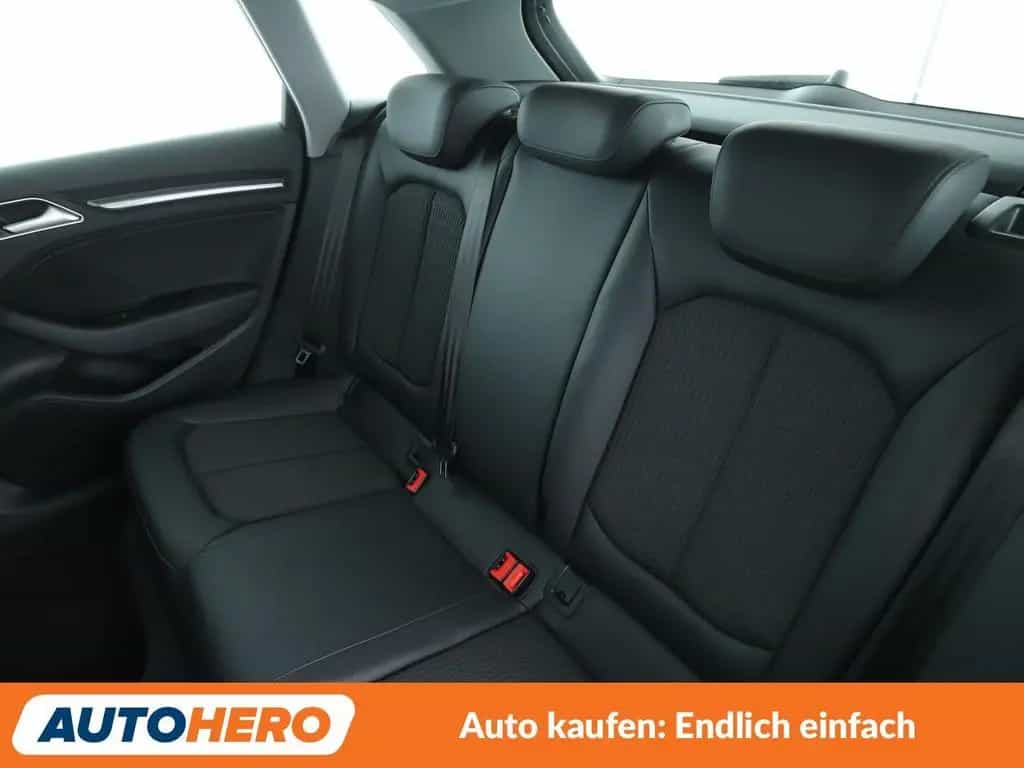 Audi A3 Sportback 1.6 TDI Design Aut.*NAVI*TEMPO*LED* 01/2019-photo-13