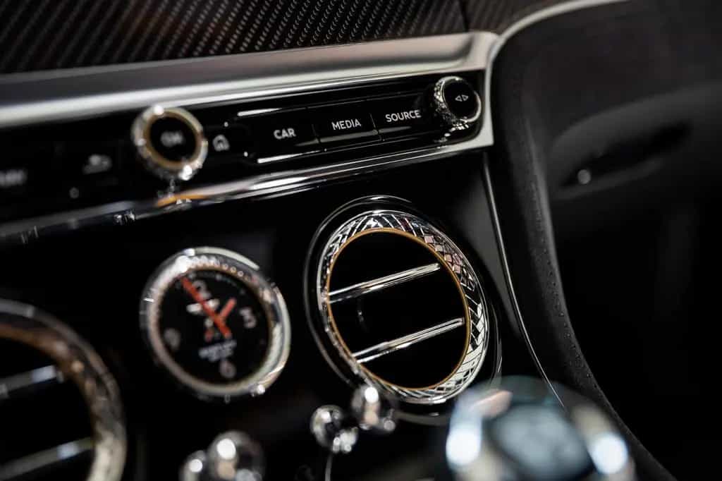 Bentley Continental GT Speed W12 - Styling Spec., Naim 01/2022-photo-14