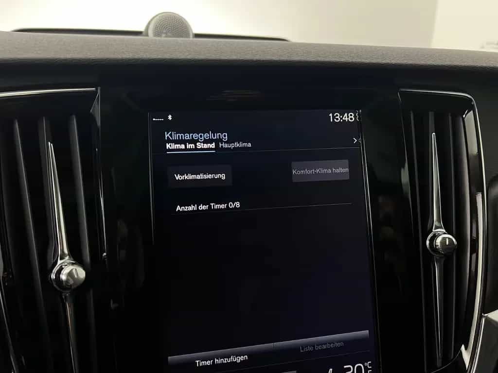 Volvo V90 Cross Country D5 ALLRAD / 1.HD /235PS /B&W 03/2017-photo-26