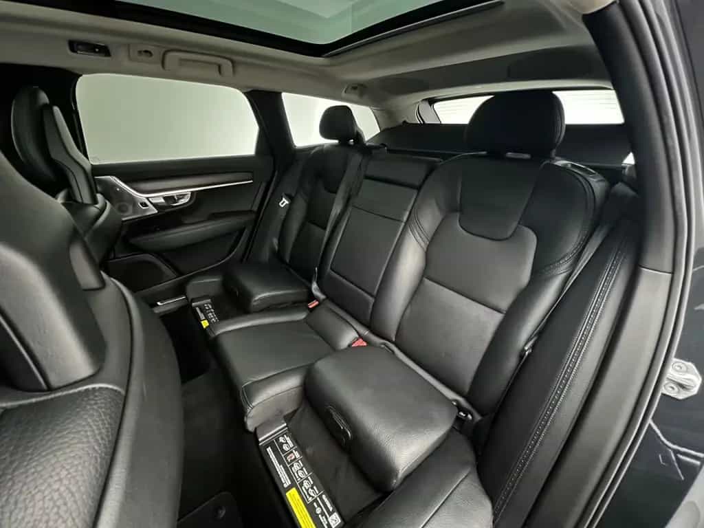 Volvo V90 Cross Country D5 ALLRAD / 1.HD /235PS /B&W 03/2017-photo-9