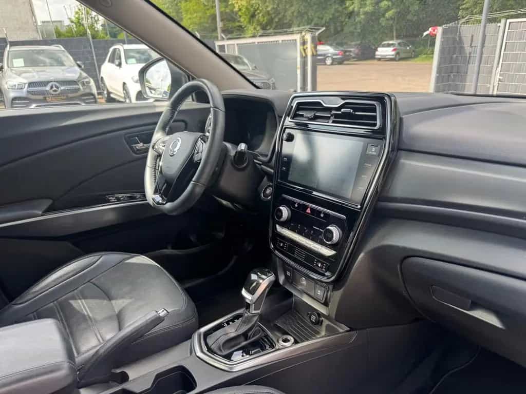 Ssangyong Tivoli 1.5 T-GDi SAPHIRE*LED*NAVI*R-KAMERA* 08/2021-photo-17