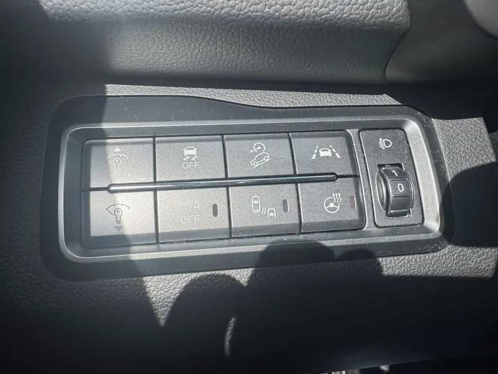 Ssangyong Tivoli 1.5 T-GDi SAPHIRE*LED*NAVI*R-KAMERA* 08/2021-photo-30