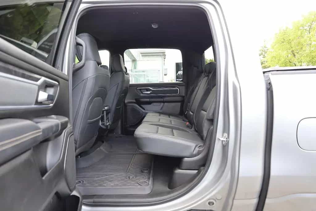 Dodge RAM 5.7 BigHorn/BRCGAS/SHZ/LHZ/AHK/KAMERA/R20 07/2022-photo-17