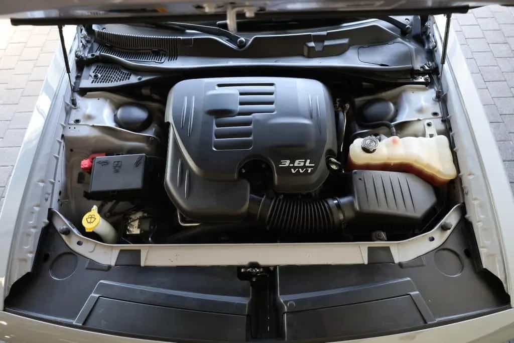 Dodge Challenger 3.6 SXT/KAMERA/TEMP/BTH/MFL/AMBIE/R20 01/2021-photo-19
