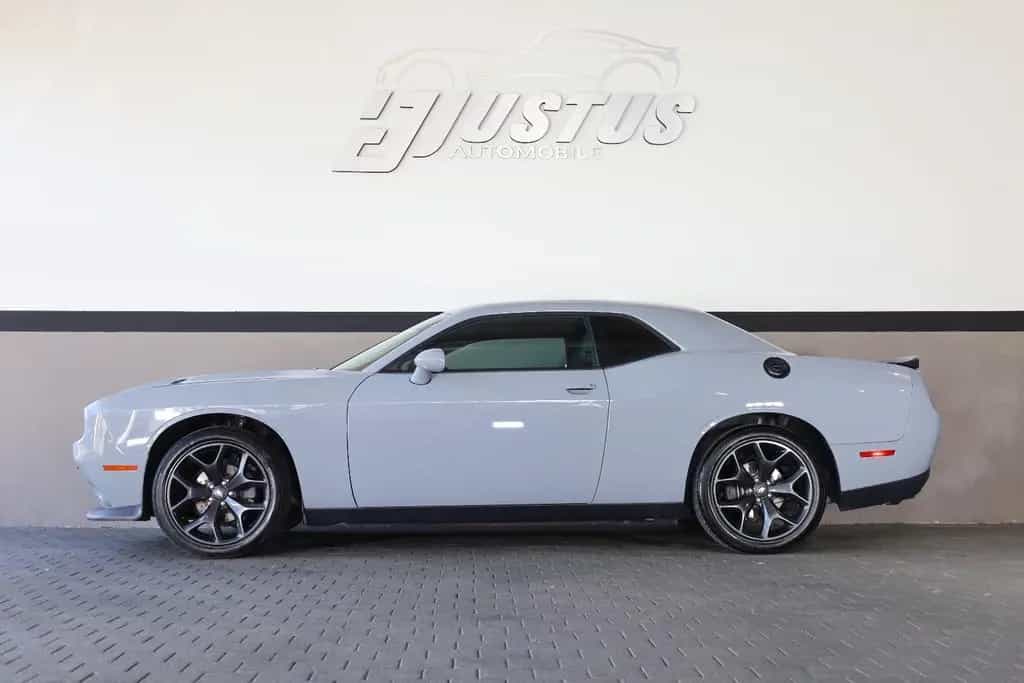 Dodge Challenger 3.6 SXT/KAMERA/TEMP/BTH/MFL/AMBIE/R20 01/2021-photo-2