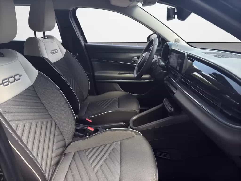 Fiat 600 Hybrid**1.Hand**Carplay**R.Kamera** 11/2024-photo-10