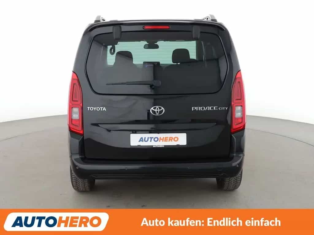 Toyota Proace (Verso) ProAce City Verso 1.2 Turbo L1 Team D Aut.*TEMP* 05/2022-photo-4