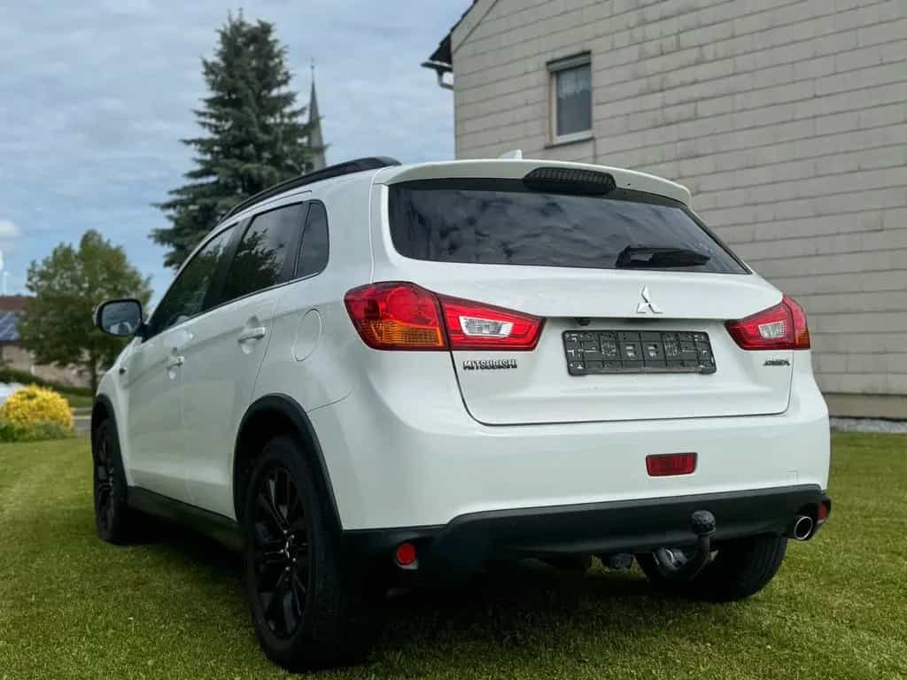 Mitsubishi ASX Diamant Edition+ 4WD 01/2017-photo-2