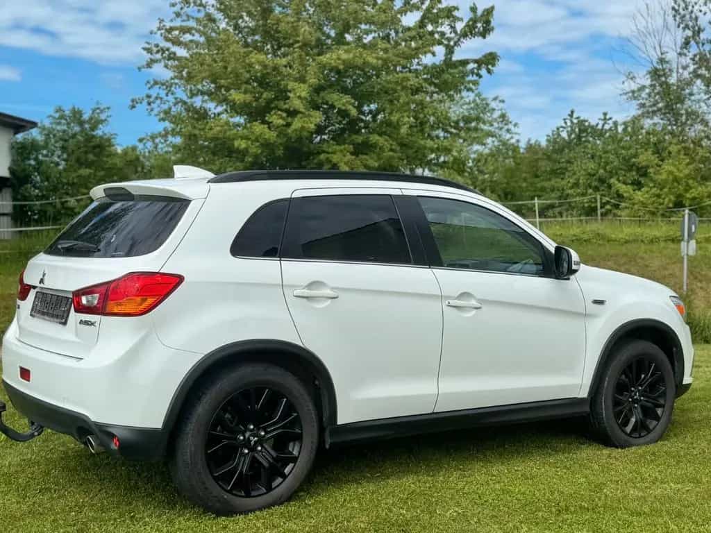 Mitsubishi ASX Diamant Edition+ 4WD 01/2017-photo-4