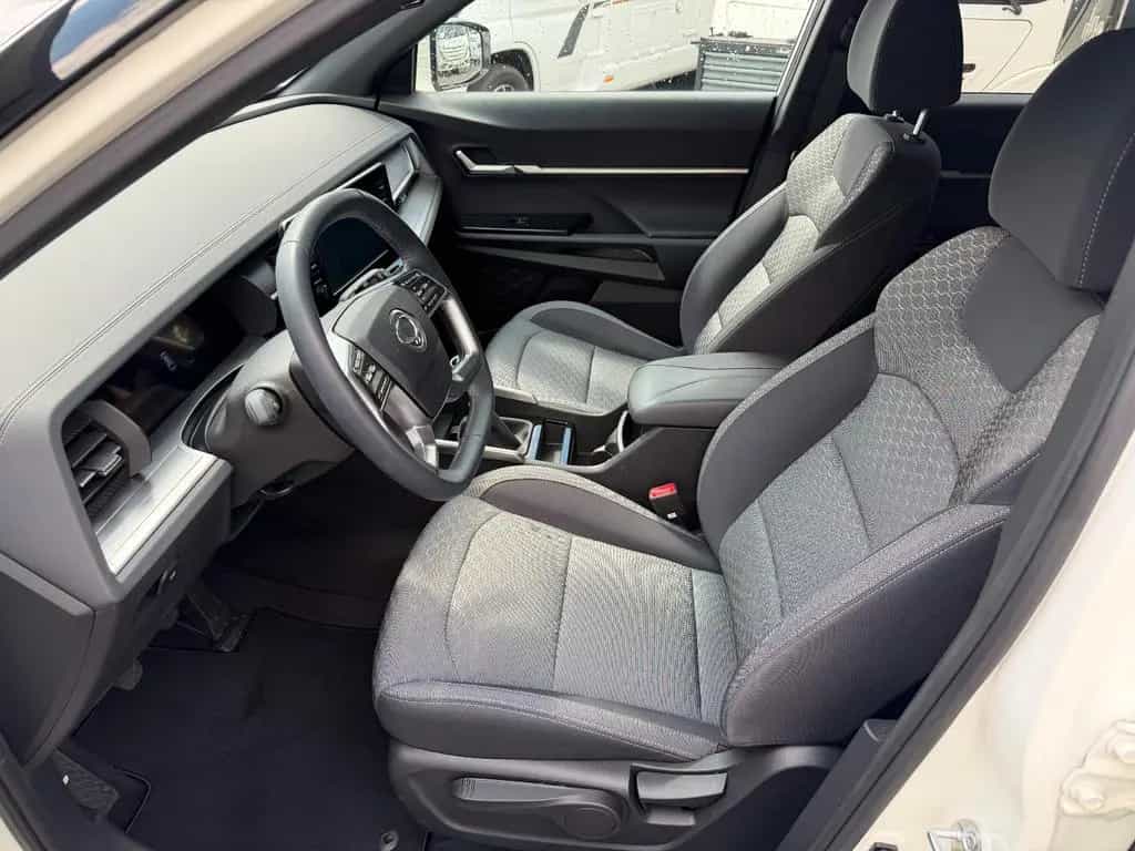 Ssangyong Torres LED/Kamera/Sommer/Winterreifen 06/2025-photo-7