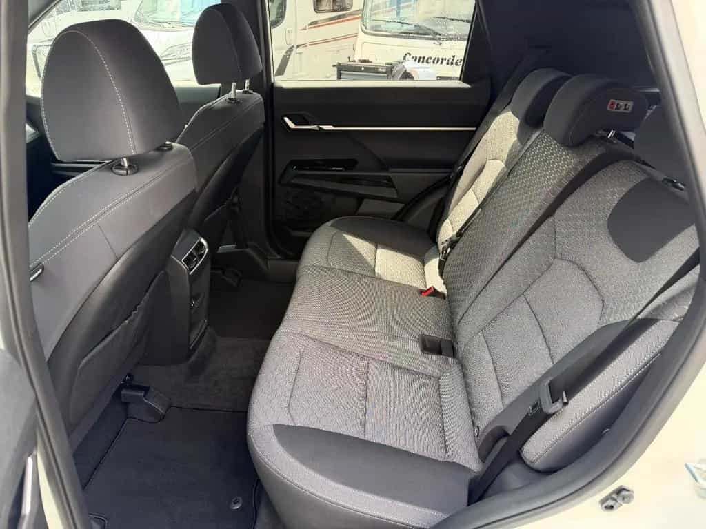 Ssangyong Torres LED/Kamera/Sommer/Winterreifen 06/2025-photo-8