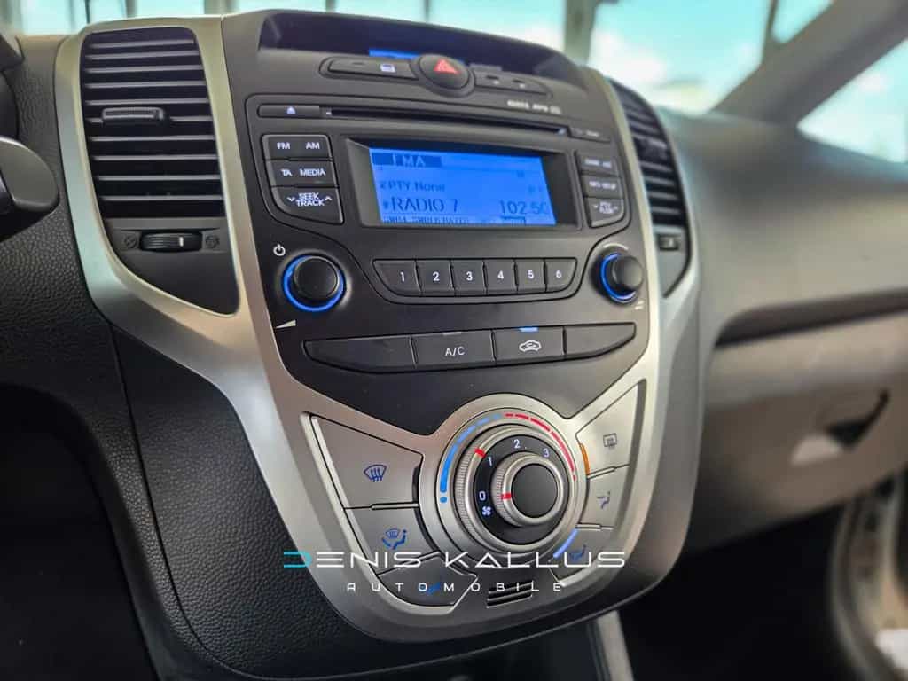 Hyundai ix20 1.6 10/2014-photo-14