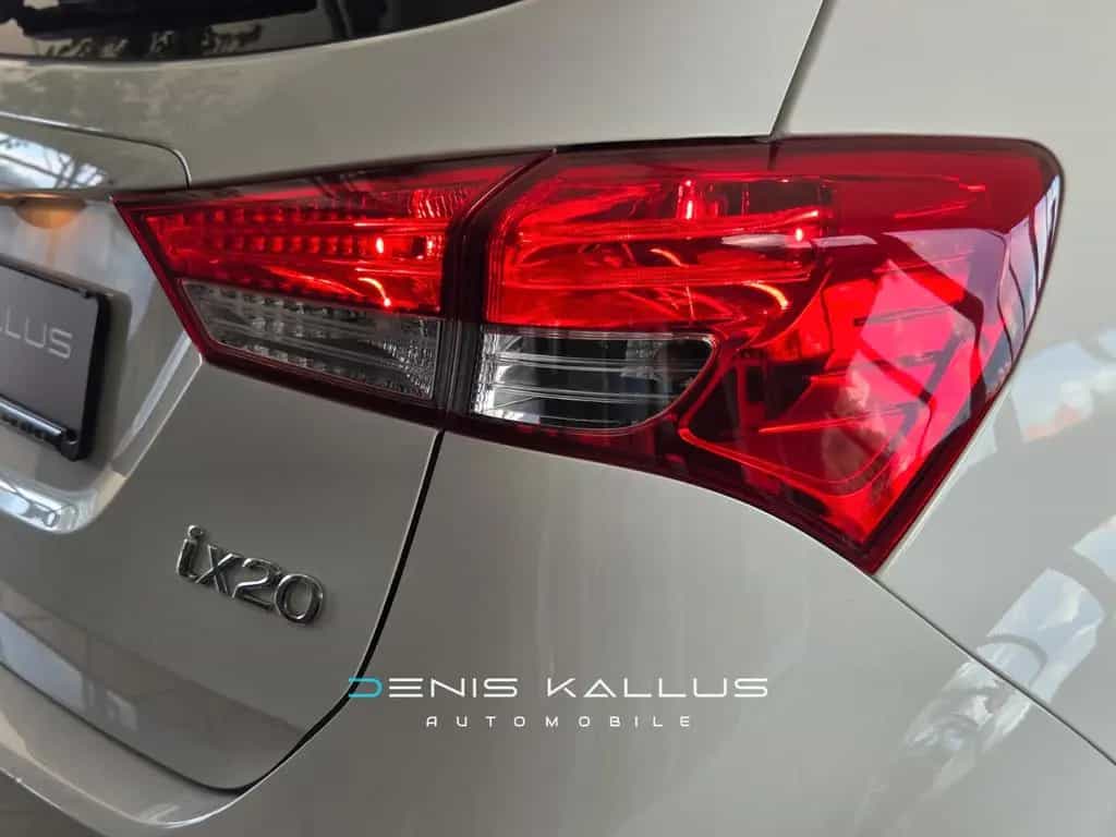 Hyundai ix20 1.6 10/2014-photo-20