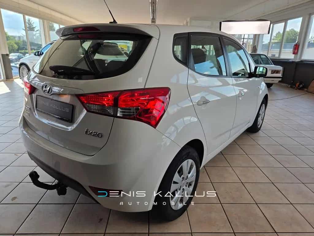 Hyundai ix20 1.6 10/2014-photo-25