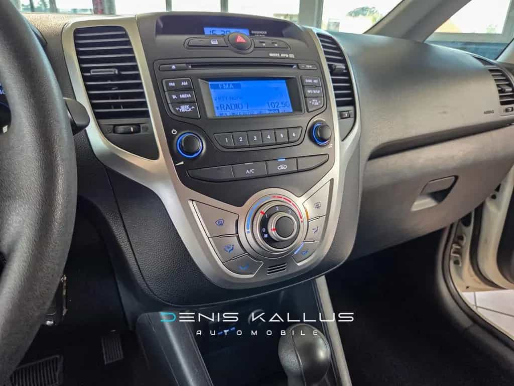 Hyundai ix20 1.6 10/2014-photo-32