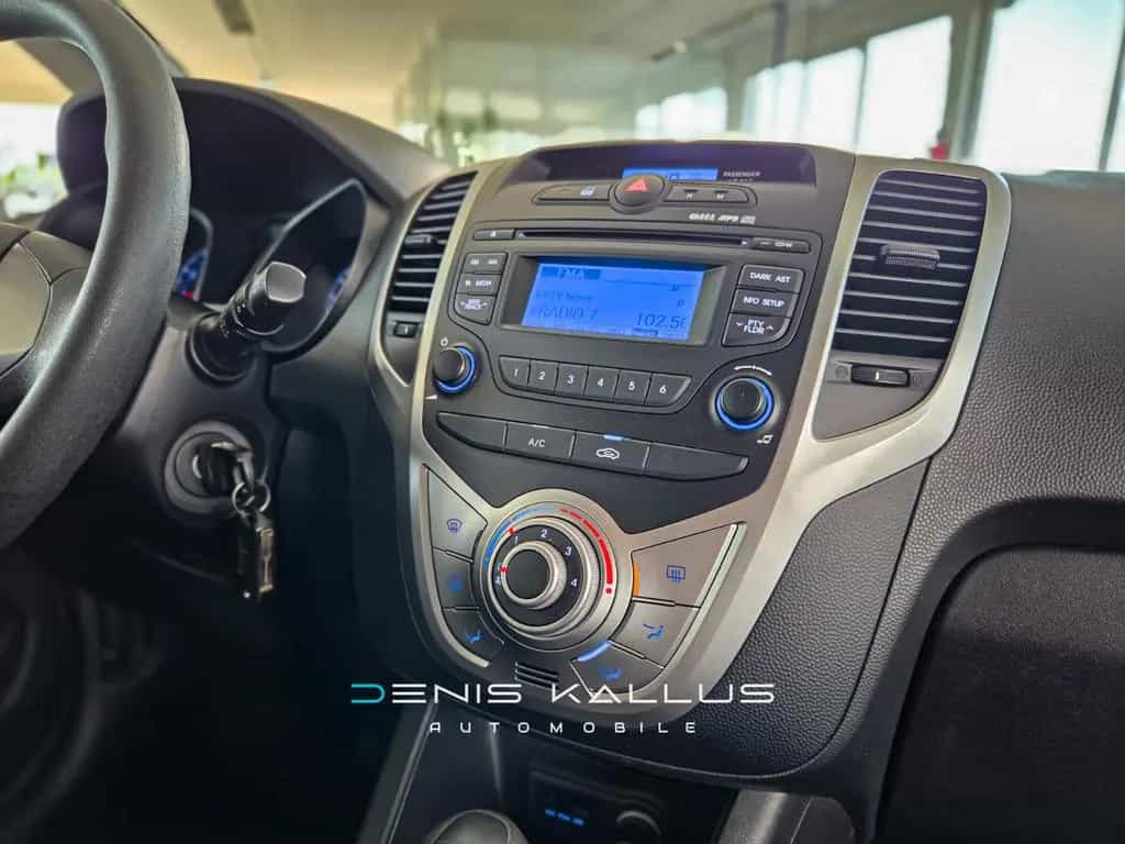 Hyundai ix20 1.6 10/2014-photo-36