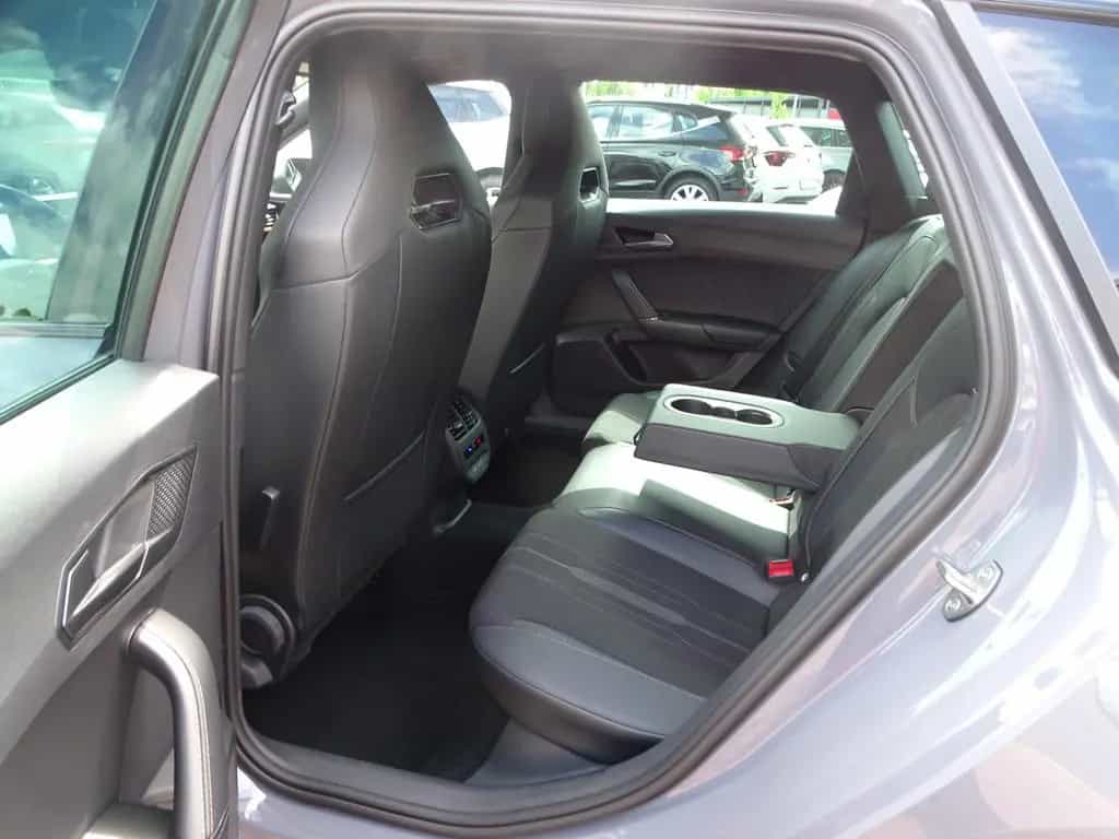Cupra Leon Sportstourer 2.0 TSI VZ "ACC/RFK/LED/AHK" 02/2024-photo-10