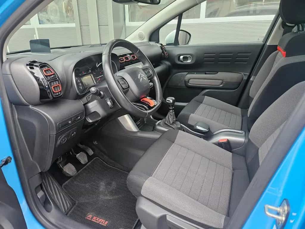 Citroën C3 Aircross Shine PT 130 Pano-Dach*HUD*NAVI*Andr 03/2018-photo-7