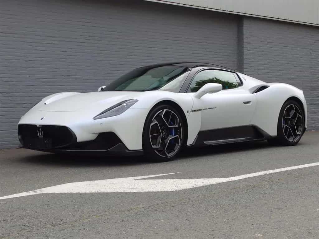 Maserati MC20 3.0 V6 (sehr schön) 01/2022-photo-1