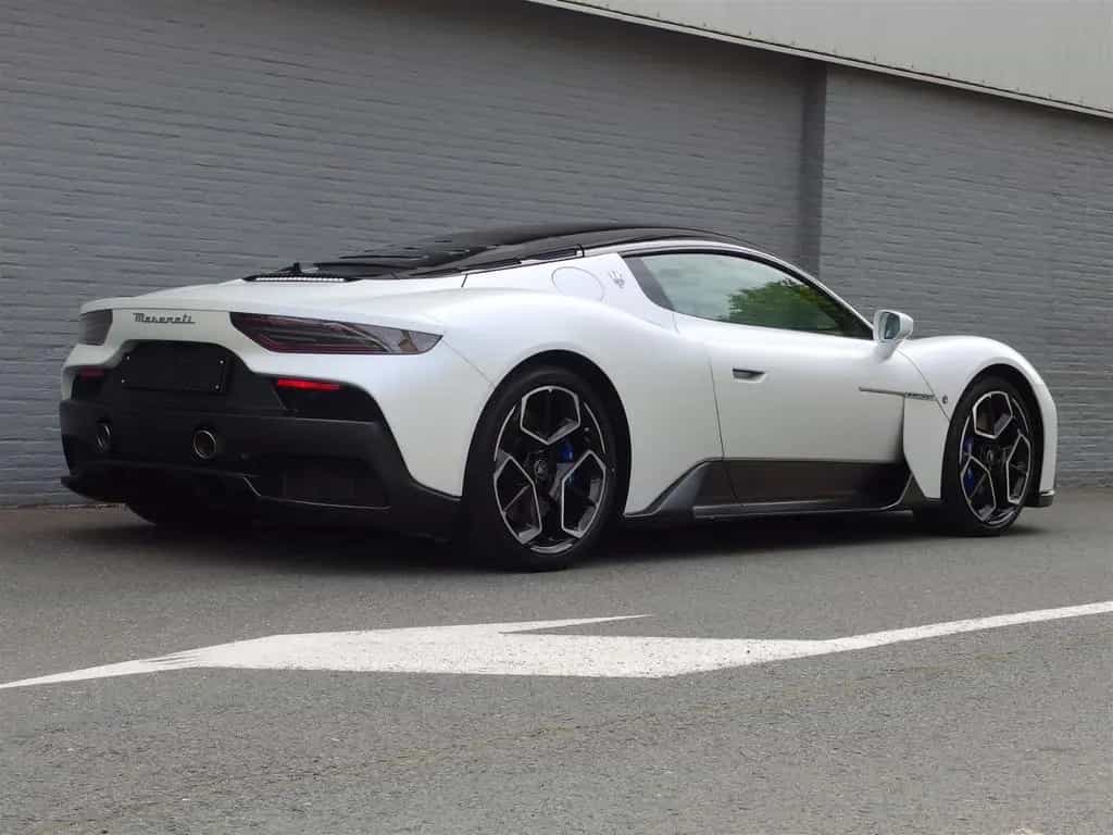 Maserati MC20 3.0 V6 (sehr schön) 01/2022-photo-4
