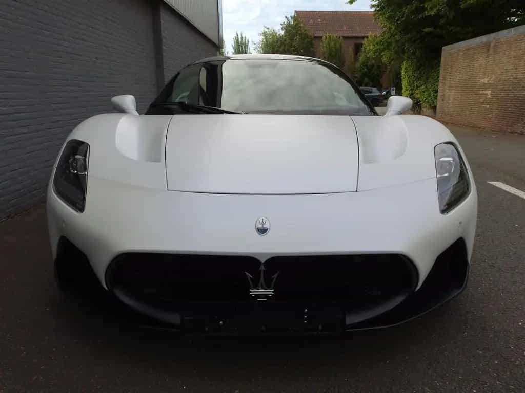 Maserati MC20 3.0 V6 (sehr schön) 01/2022-photo-8