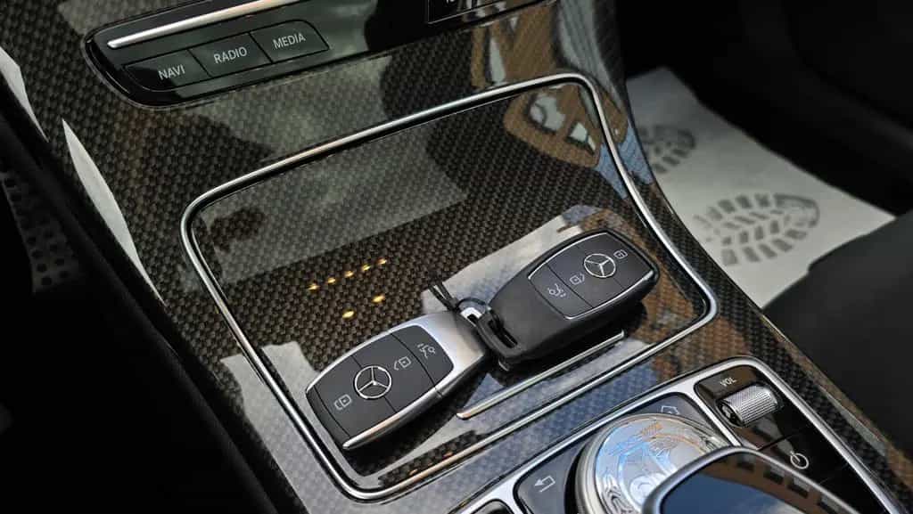 Mercedes-Benz C 300 Autom. Coupe AMG Pano/Virtual/360* 11/2018-photo-17
